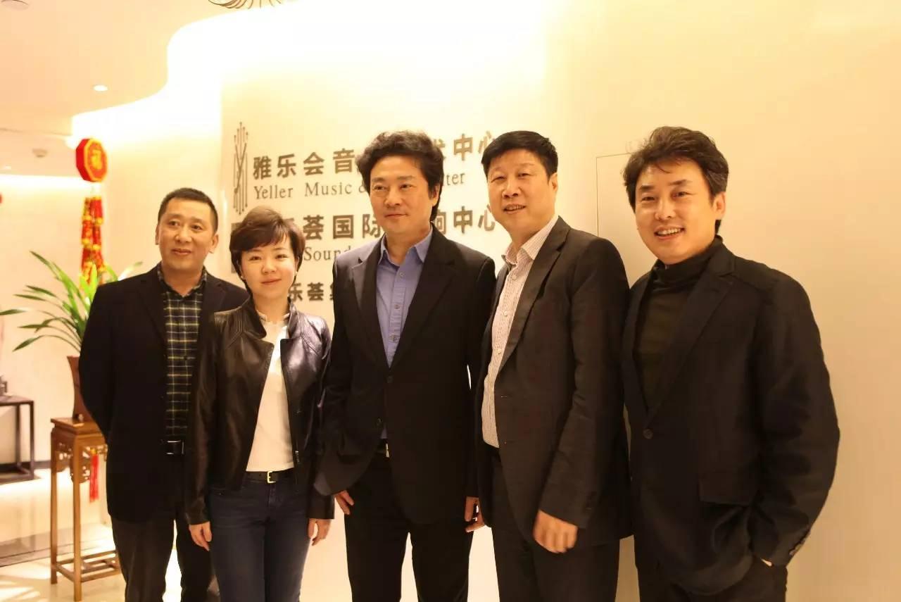 著名小提琴演奏家吕思清到访雅乐会音乐艺术中心